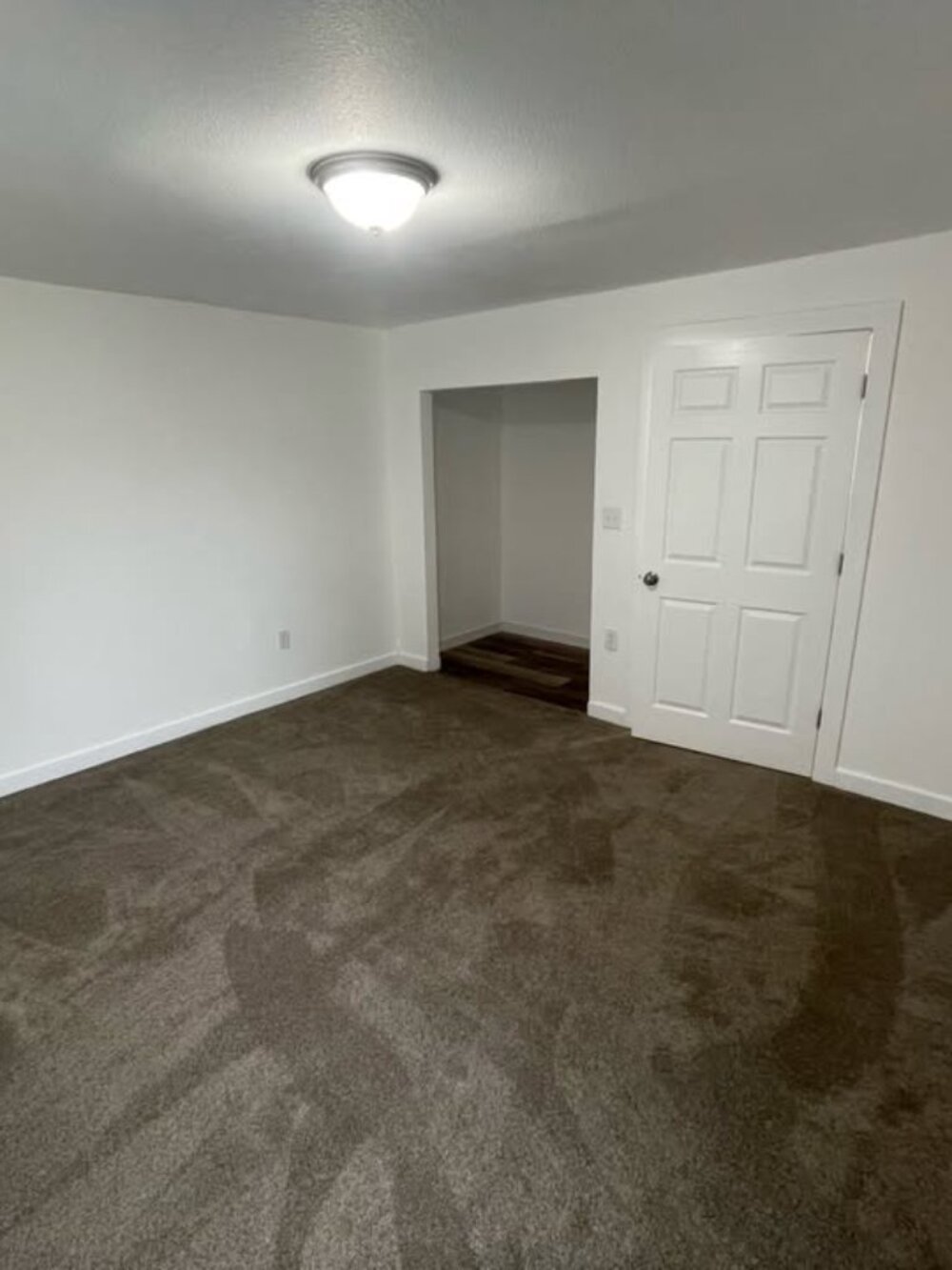 $1750 | 99201 [Lease\Rent] 2 Beds 1 Bath House - Picture 8 of 9